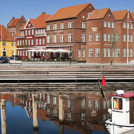 Tornoes Hotel 3*